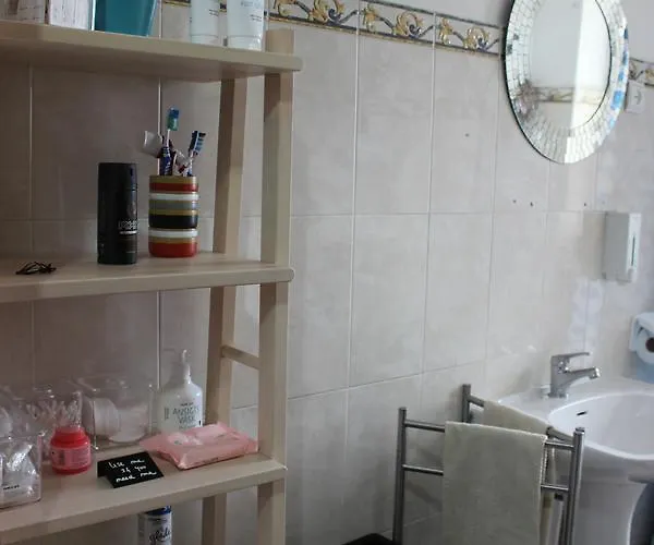 里斯本哈普旅舍 *